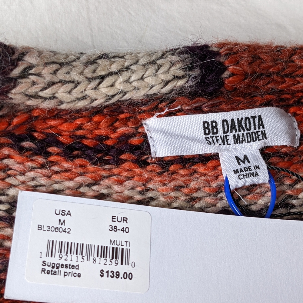 BB Dakota by Steve Madden NWT Canyon Cutie Alpaca Wool Sweater fringe Medium - Picture 13 of 16